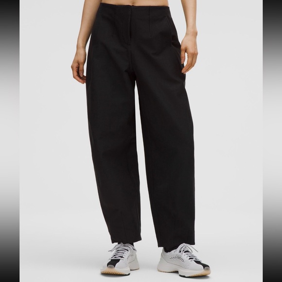 lululemon athletica Pants - NWT lululemon mid rise utilitech barrel leg pants sz 26